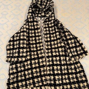 Chic Black and Cream Teddy Jacket